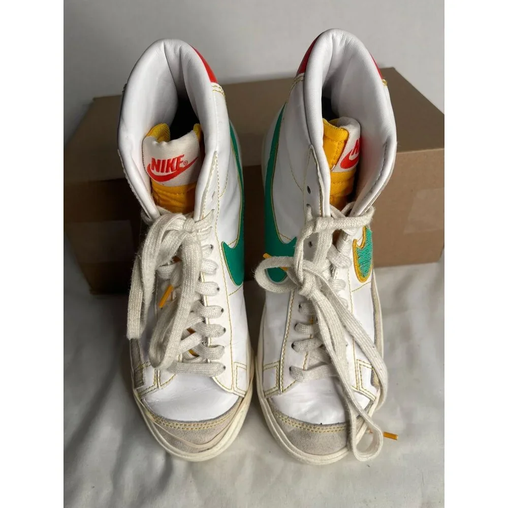 Nike Blazer‎ Mid Roswell Rayguns Youth - Size 6Y (Women's 8.5)
